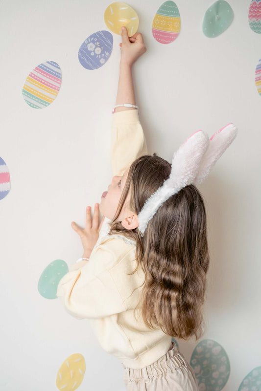 How to Apply a Wall Sticker